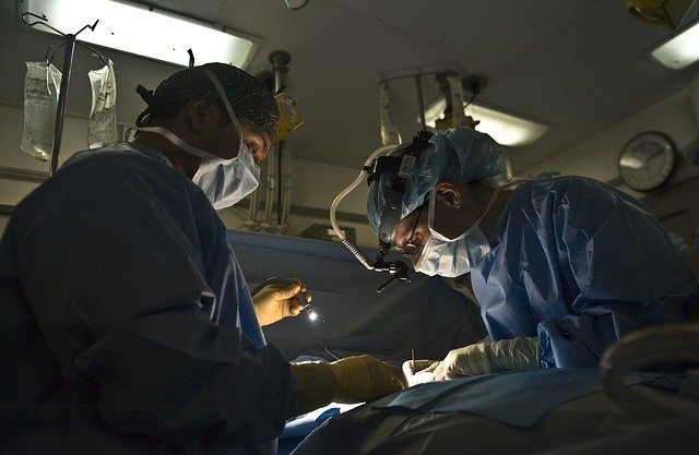 Zabiegi elektroterapii i elektrofizjologii serca w czasie epidemii
