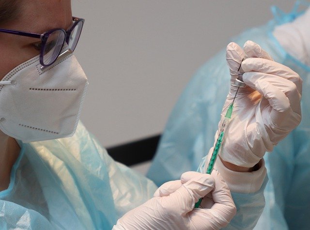 Fakty i mity na temat szczepień przeciwko grypie