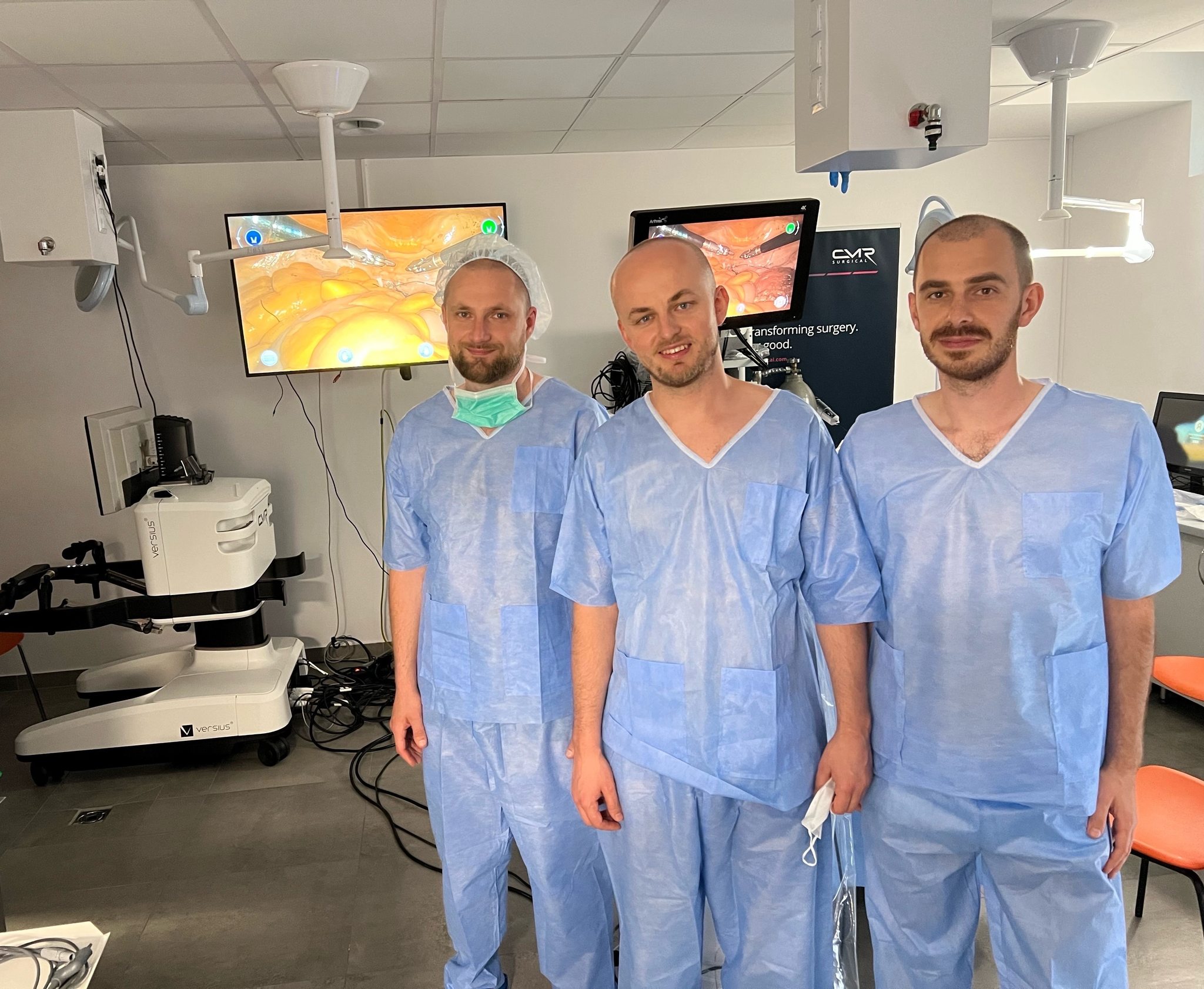 Śląskie Centrum Urologii instaluje drugiego robota chirurgicznego Versius